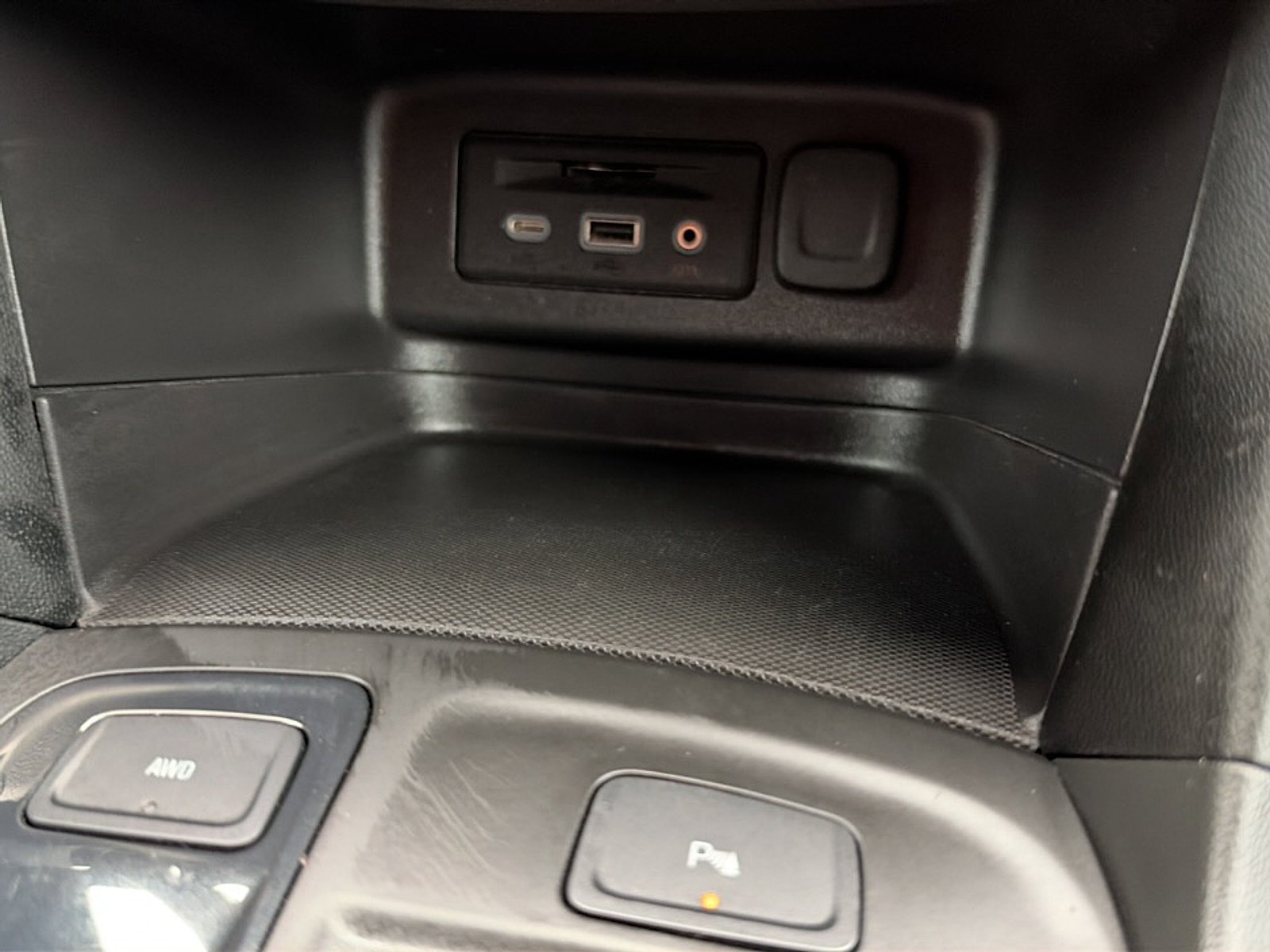 Used 2023 Chevrolet Equinox RS w/ RS Leather Package AWD/4WD image 41