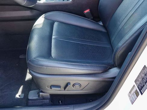 Used 2023 Kia Sorento EX AWD/4WD image 19