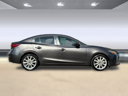 Used 2017 MAZDA MAZDA3 Touring FWD image 8