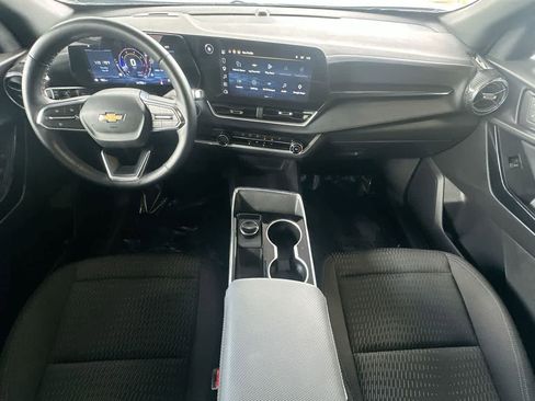 Used 2026 Chevrolet Equinox LT FWD image 24
