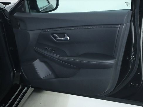 Certified 2022 Nissan Sentra SV w/ Trunk Package image 35