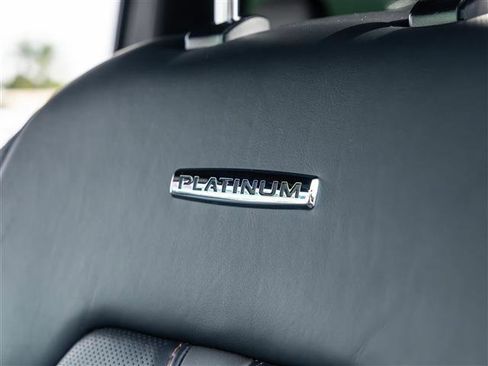 Certified 2022 Ford F350 Platinum image 21