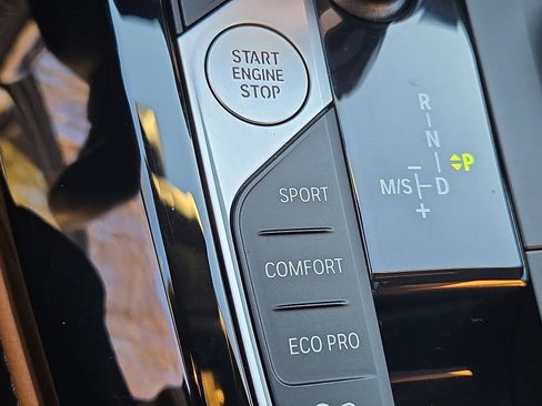 Certified 2023 BMW X4 M40i w/ Premium Package image 25