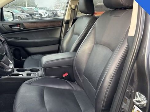 Used 2018 Subaru Outback 3.6R Limited image 11