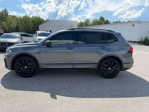 Used 2021 Volkswagen Tiguan SE R-Line AWD/4WD image 3