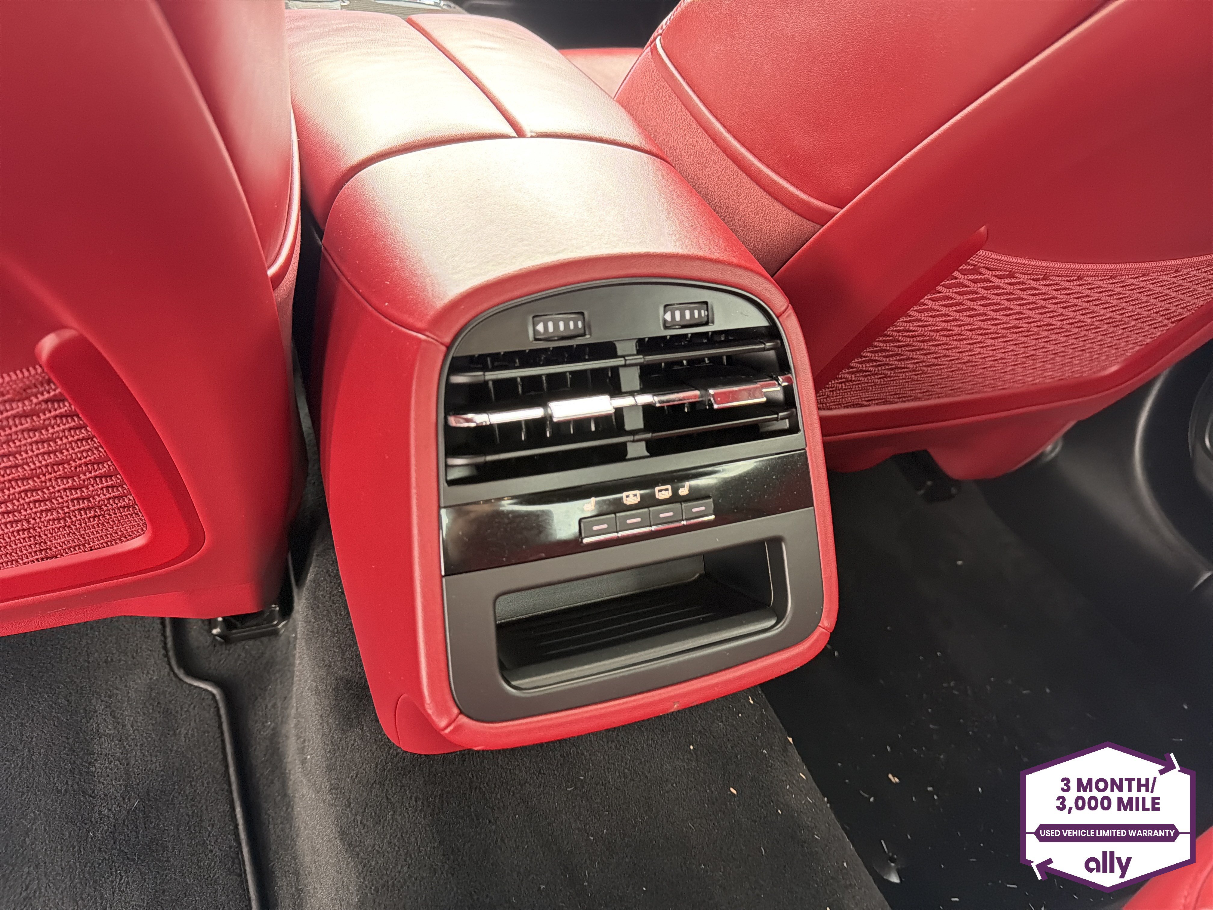 Used 2023 Maserati Quattroporte Trofeo RWD image 13