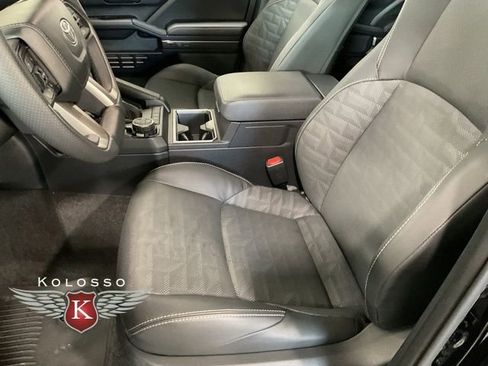 New 2025 Toyota 4Runner TRD Off-Road Premium image 12