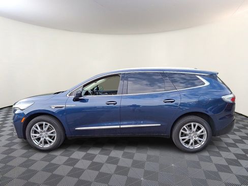 Used 2023 Buick Enclave Premium w/ Experience Buick Package AWD/4WD image 4