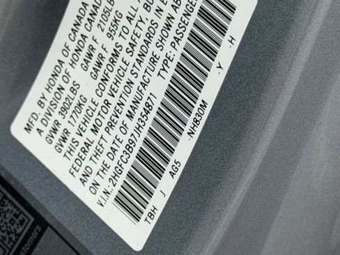 Used 2018 Honda Civic Touring image 28