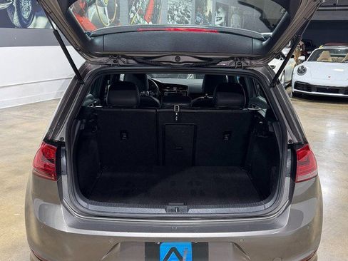 Used 2015 Volkswagen Golf R 4-Door image 15