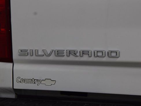 Used 2025 Chevrolet Silverado 2500 Custom w/ Custom Value Package AWD/4WD image 26