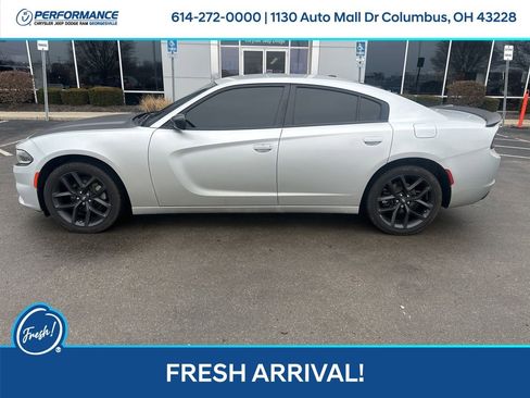 Used 2022 Dodge Charger SXT w/ Blacktop Package image 7