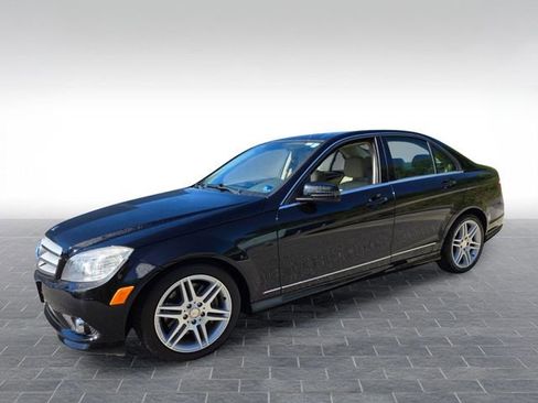 Used 2010 Mercedes-Benz C 350 Sport image 3