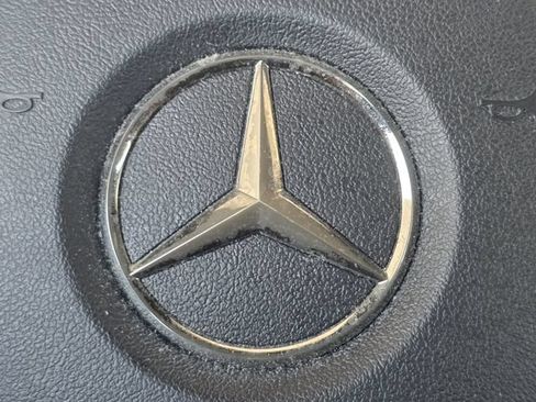 Used 2018 Mercedes-Benz E 300 image 11