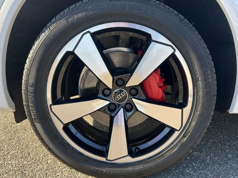 Certified 2024 Audi Q5 2.0T Premium Plus image 13