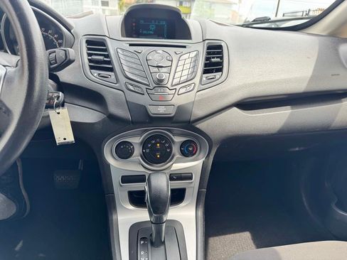 Used 2016 Ford Fiesta SE FWD image 48