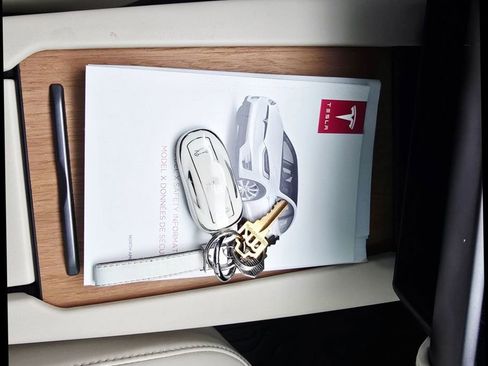 Used 2021 Tesla Model X Performance image 22