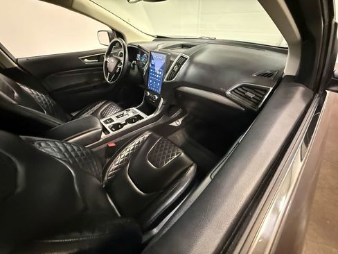Used 2024 Ford Edge Titanium image 58