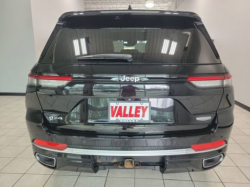 Used 2022 Jeep Grand Cherokee Summit AWD/4WD image 10