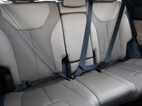 Used 2023 Hyundai Santa Fe SEL w/ Cargo Package image 17