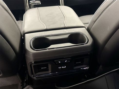 Used 2024 GMC Sierra 1500 AT4X image 26