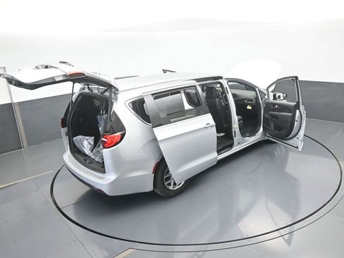 New 2026 Chrysler Voyager LX image 65