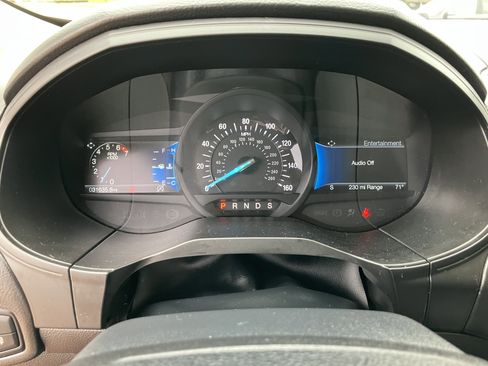 Used 2022 Ford Edge SEL w/ Convenience Package image 10