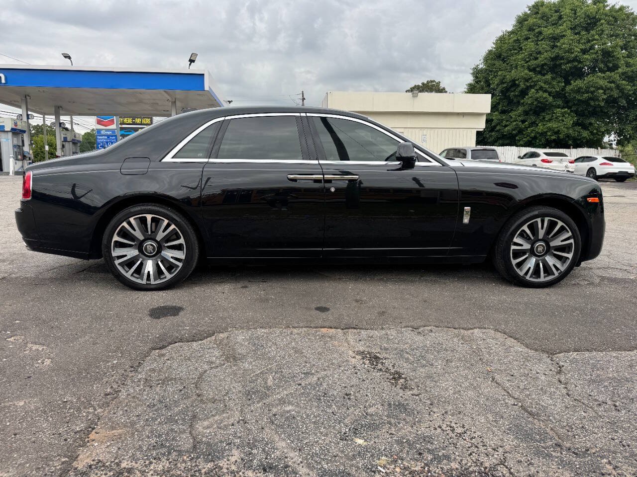 Used 2019 Rolls-Royce Ghost RWD image 6