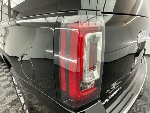Used 2019 GMC Yukon Denali w/ Denali Ultimate Package image 24