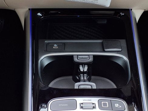 Certified 2025 Mercedes-Benz GLA 250 image 20