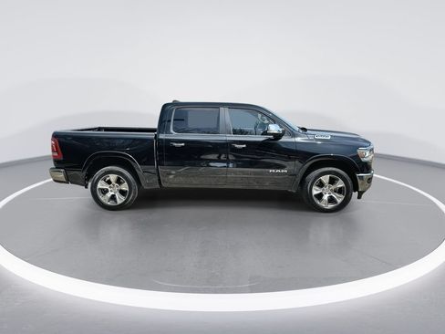 Used 2021 RAM 1500 Laramie AWD/4WD image 9