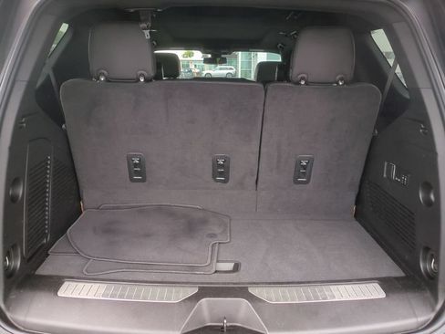 Used 2022 Chevrolet Tahoe RST w/ Luxury Package AWD/4WD image 26