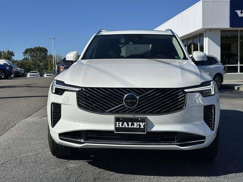 Used 2025 Volvo XC90 T8 Plus w/ Protection Package Premier AWD/4WD image 23