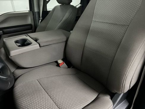 Used 2019 Ford F150 XLT w/ Equipment Group 302A Luxury AWD/4WD image 19