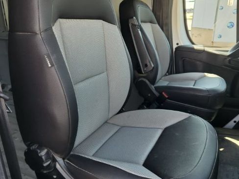 Used 2026 RAM ProMaster 2500 w/ Convenience Group FWD image 23