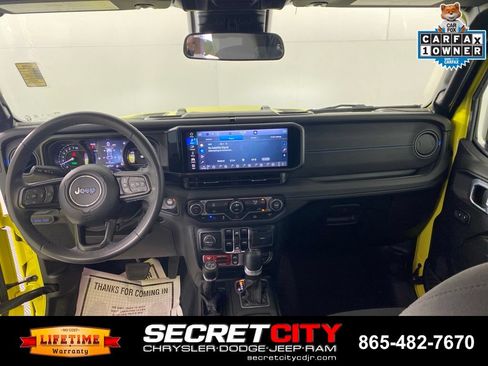 Used 2024 Jeep Wrangler Unlimited Rubicon 4xe AWD/4WD image 27
