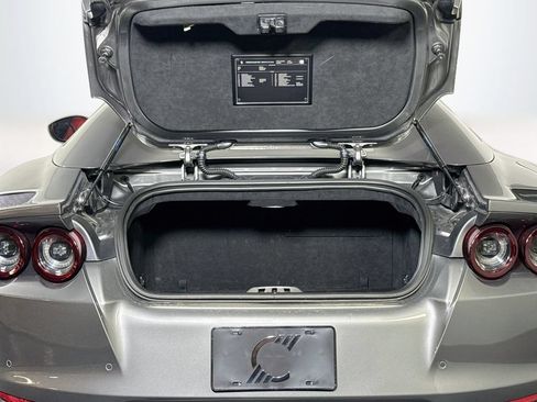Used 2021 Ferrari 812 GTS RWD image 23