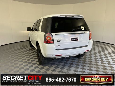 Used 2014 Land Rover LR2 image 5