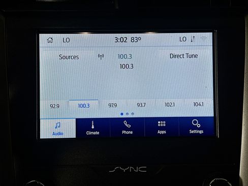 Used 2020 Ford Fusion SE FWD image 21