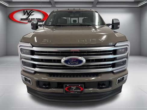 New 2026 Ford F250 4x4 Crew Cab Super Duty image 2
