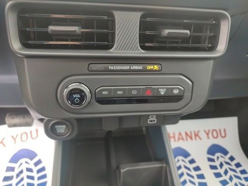 New 2025 Ford Maverick XLT w/ XLT Luxury Package image 29