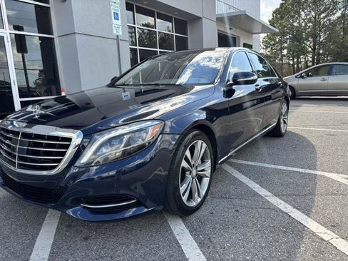 Used 2016 Mercedes-Benz S 550 4MATIC Sedan w/ Premium Package image 2