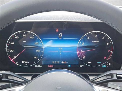 Used 2026 Mercedes-Benz GLC 300 image 10