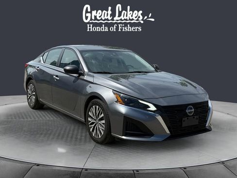 Used 2024 Nissan Altima 2.5 SV FWD image 7