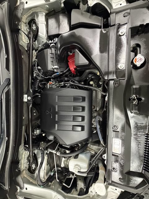 Used 2025 Mitsubishi Eclipse Cross AWD image 9