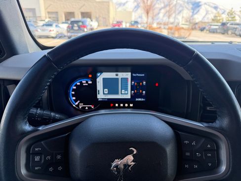 Used 2023 Ford Bronco Big Bend w/ Sasquatch Package image 10