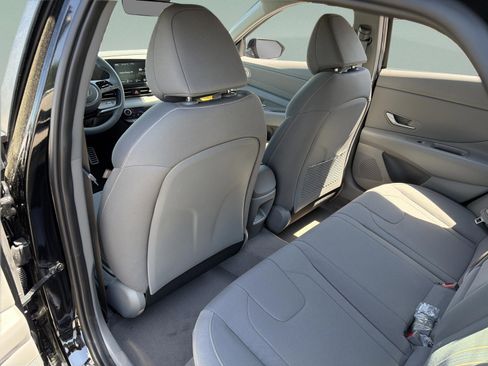 New 2026 Hyundai Elantra SEL Sport FWD image 8