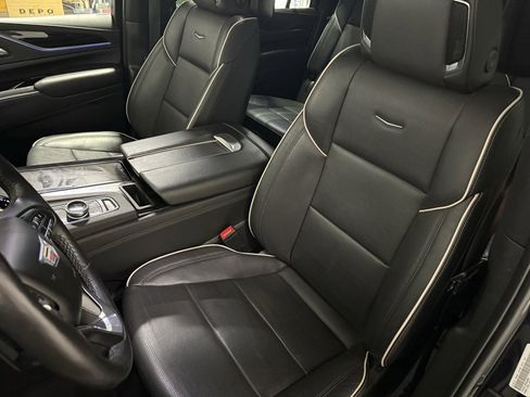 Used 2021 Cadillac Escalade ESV Sport image 7