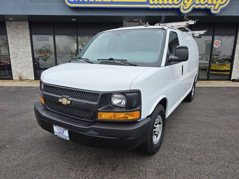 Used 2017 Chevrolet Express 2500 2500 Cargo image 13