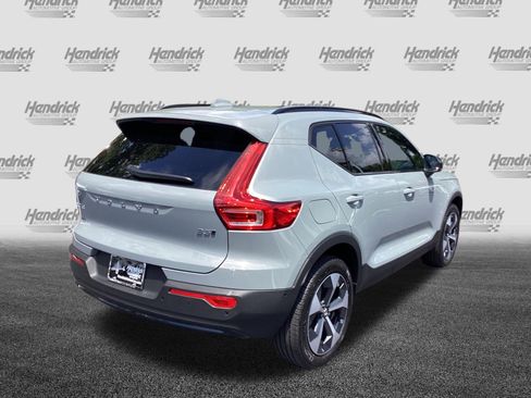 Used 2026 Volvo XC40 B5 Plus w/ Protection Package Premier image 9